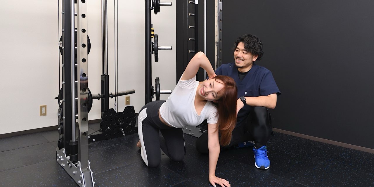 巻き肩の原因と改善アプローチ